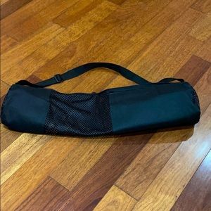 Yoga mat carrying bag